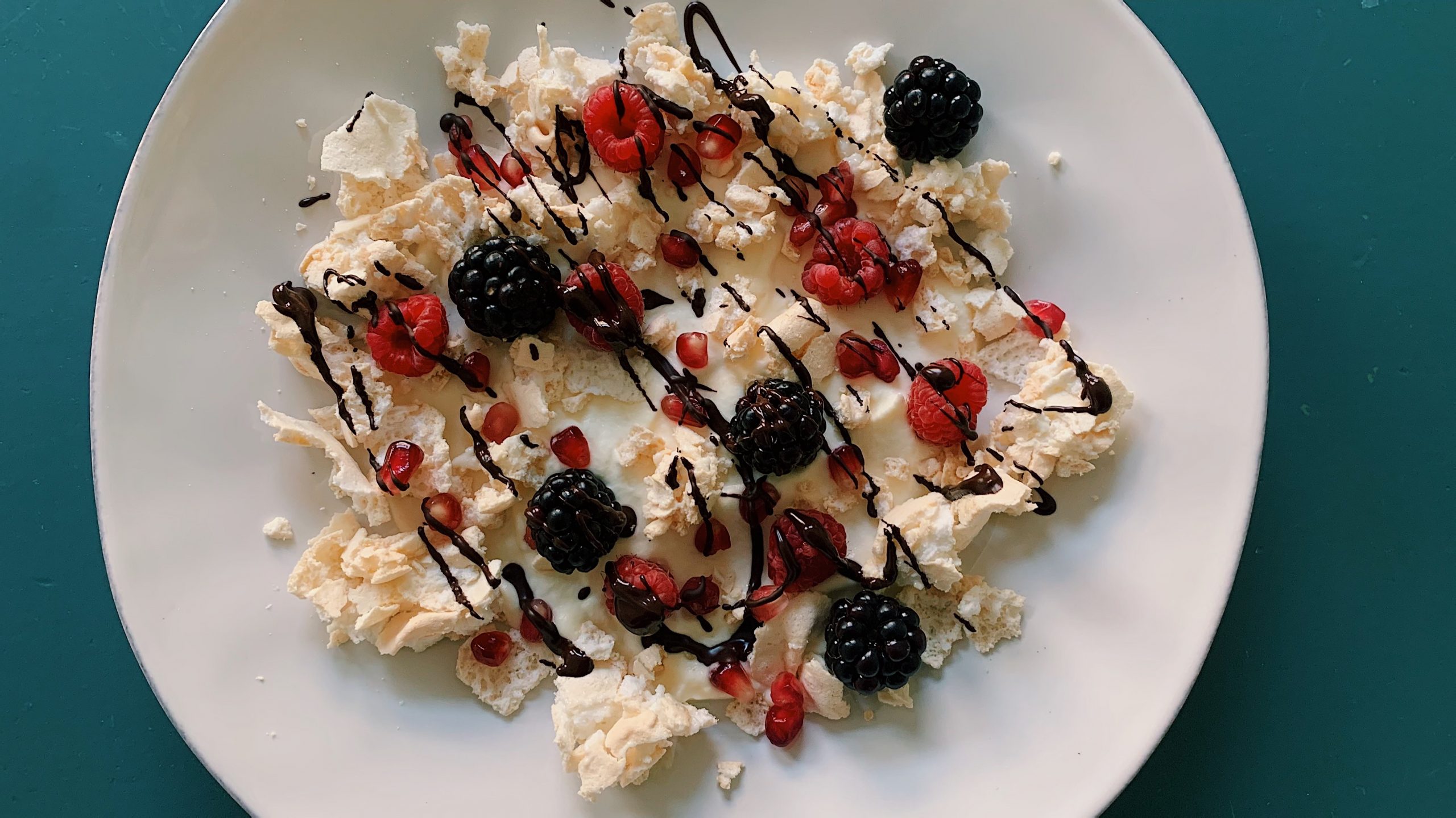 Eton mess met chocola