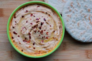 Chili mango hummus