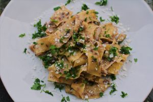 Pappardelle met oesterzwam truffel en courgette